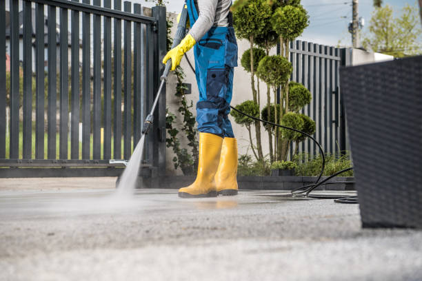 Why Choose Our Certified Pressure Washing Experts for Your Project Needs in Nokomis, IL?