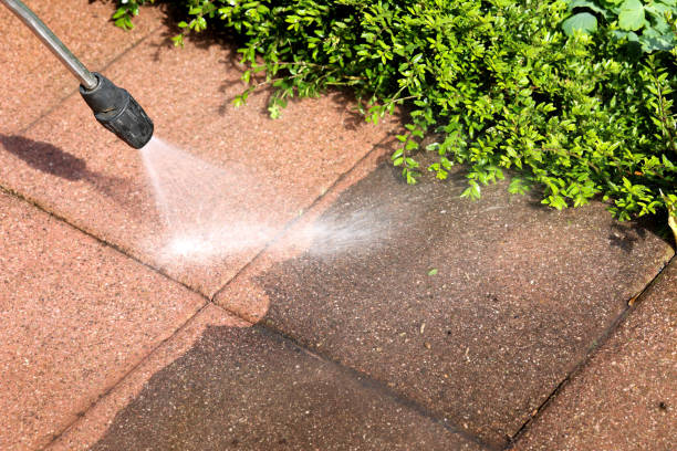 Why Choose Our Certified Pressure Washing Experts for Your Project Needs in Nokomis, IL?